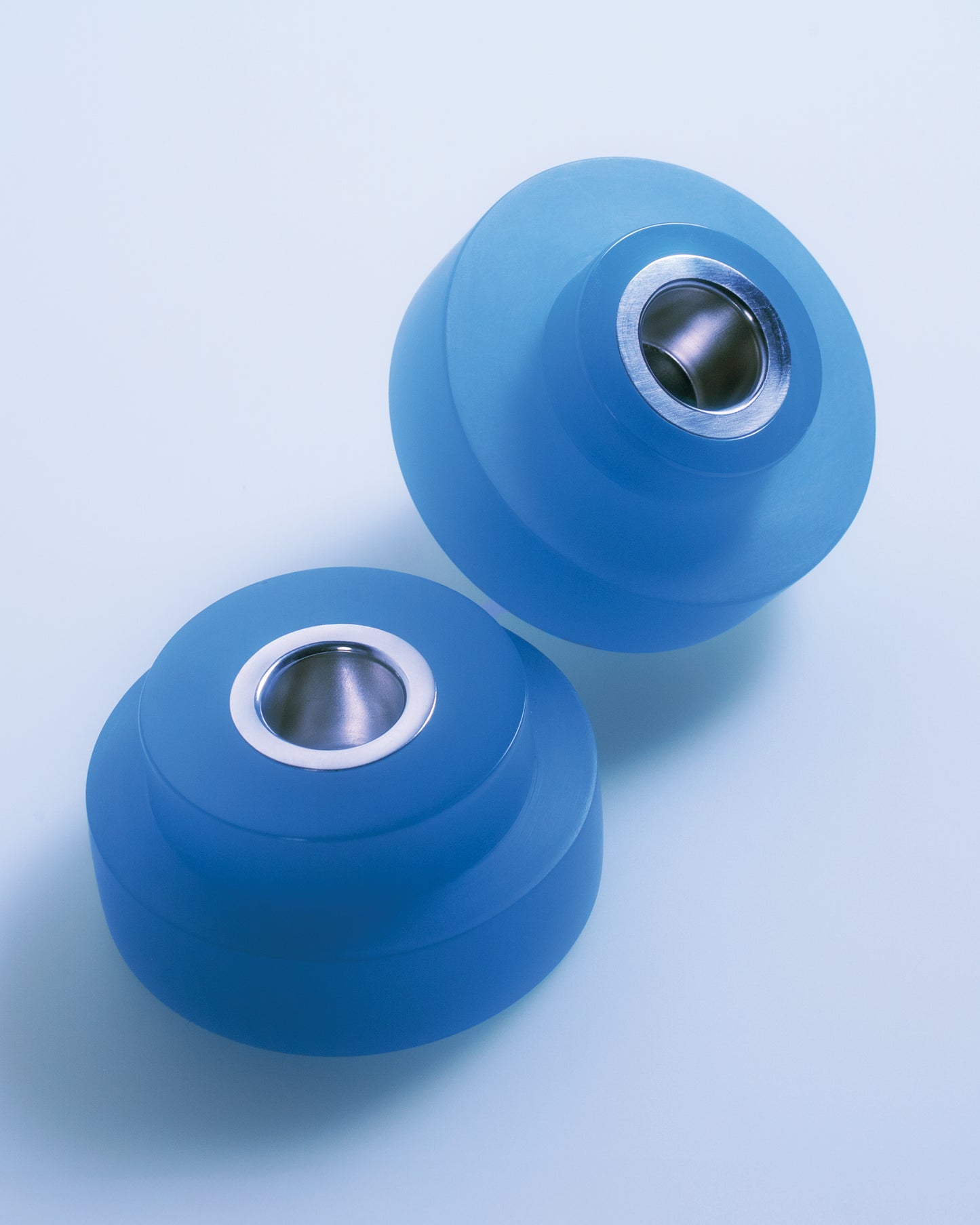 POD CANDLEHOLDERS BY VINCENT DE RIJK